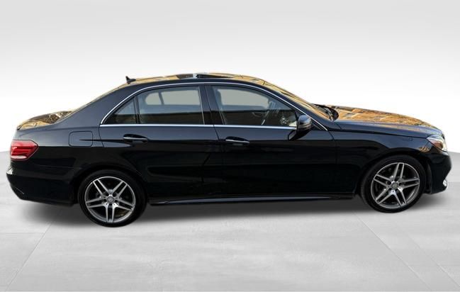 2016 Mercedes Benz E 350 photo 3