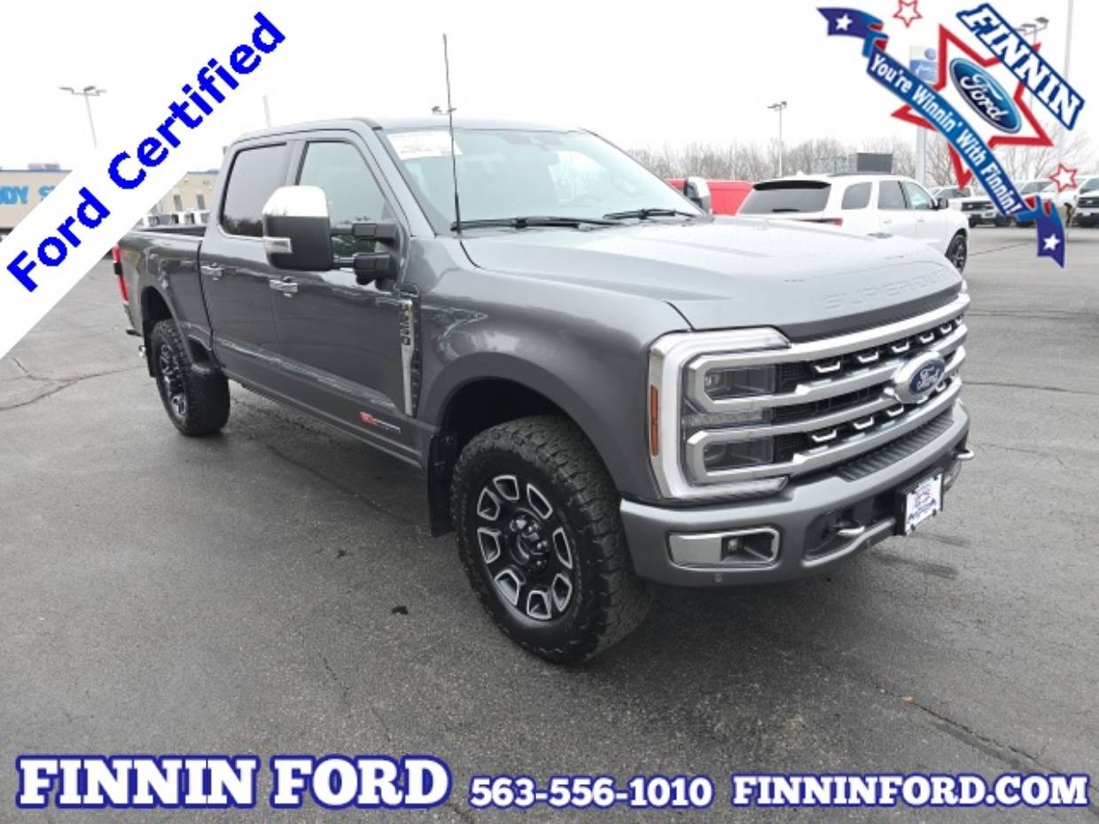2024 Ford F-250 Super Duty Platinum's photo