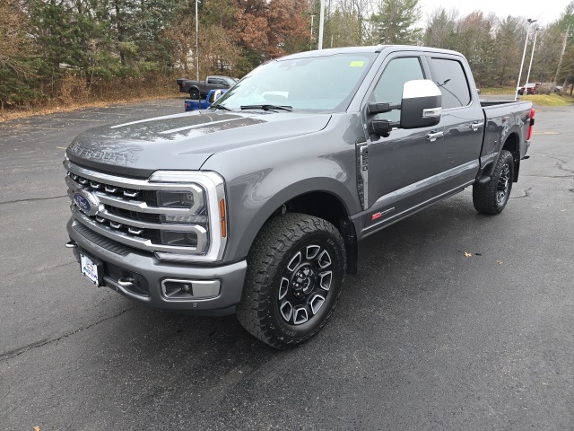 2024 Ford F-250 photo 3
