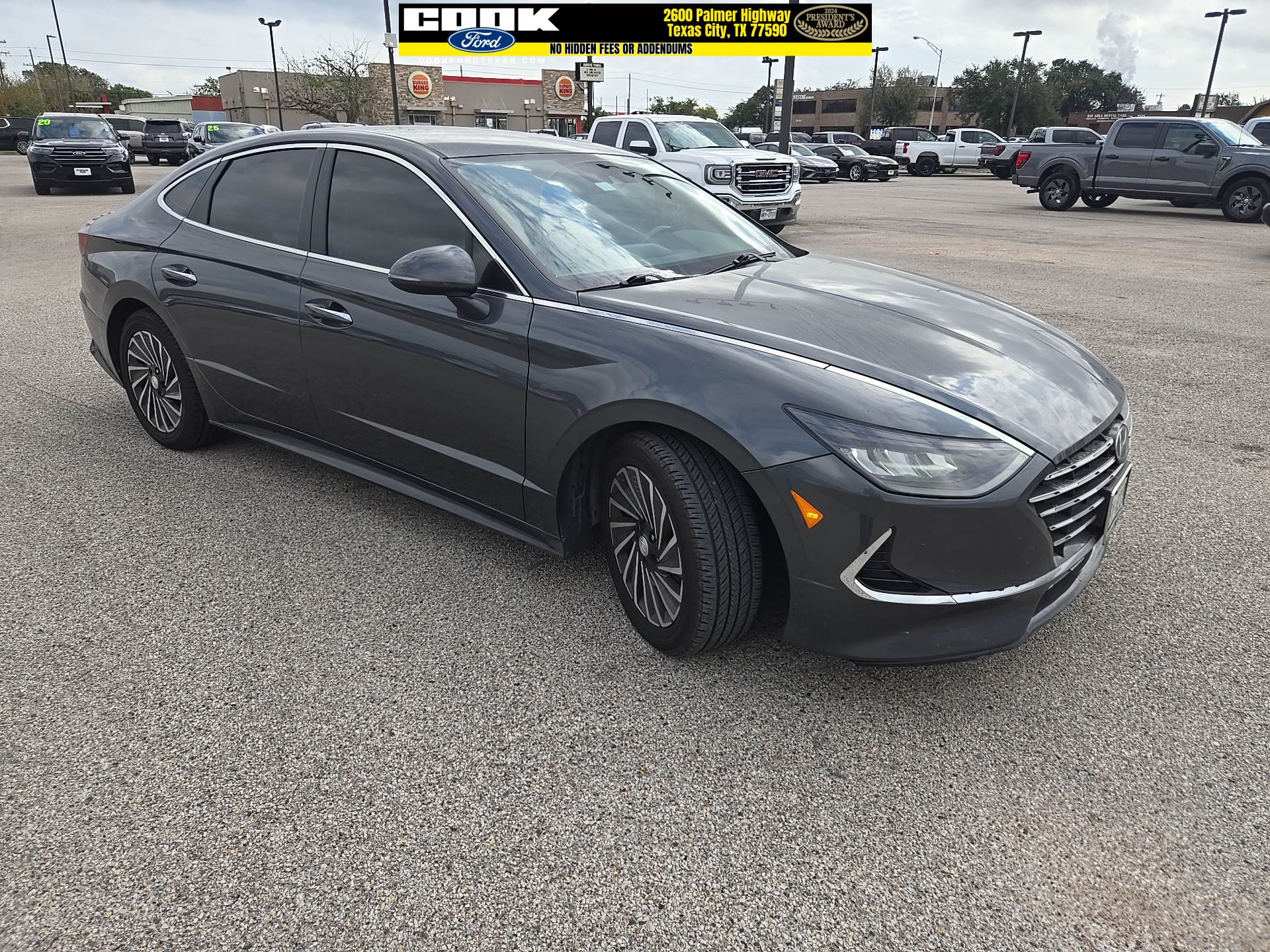 2023 Hyundai Sonata Hybrid SEL photo 2