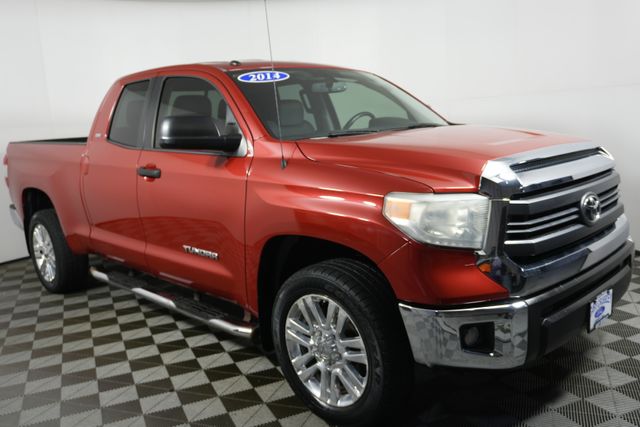 Used 2014 Toyota Tundra SR5 with VIN 5TFRM5F14EX068597 for sale in Kansas City