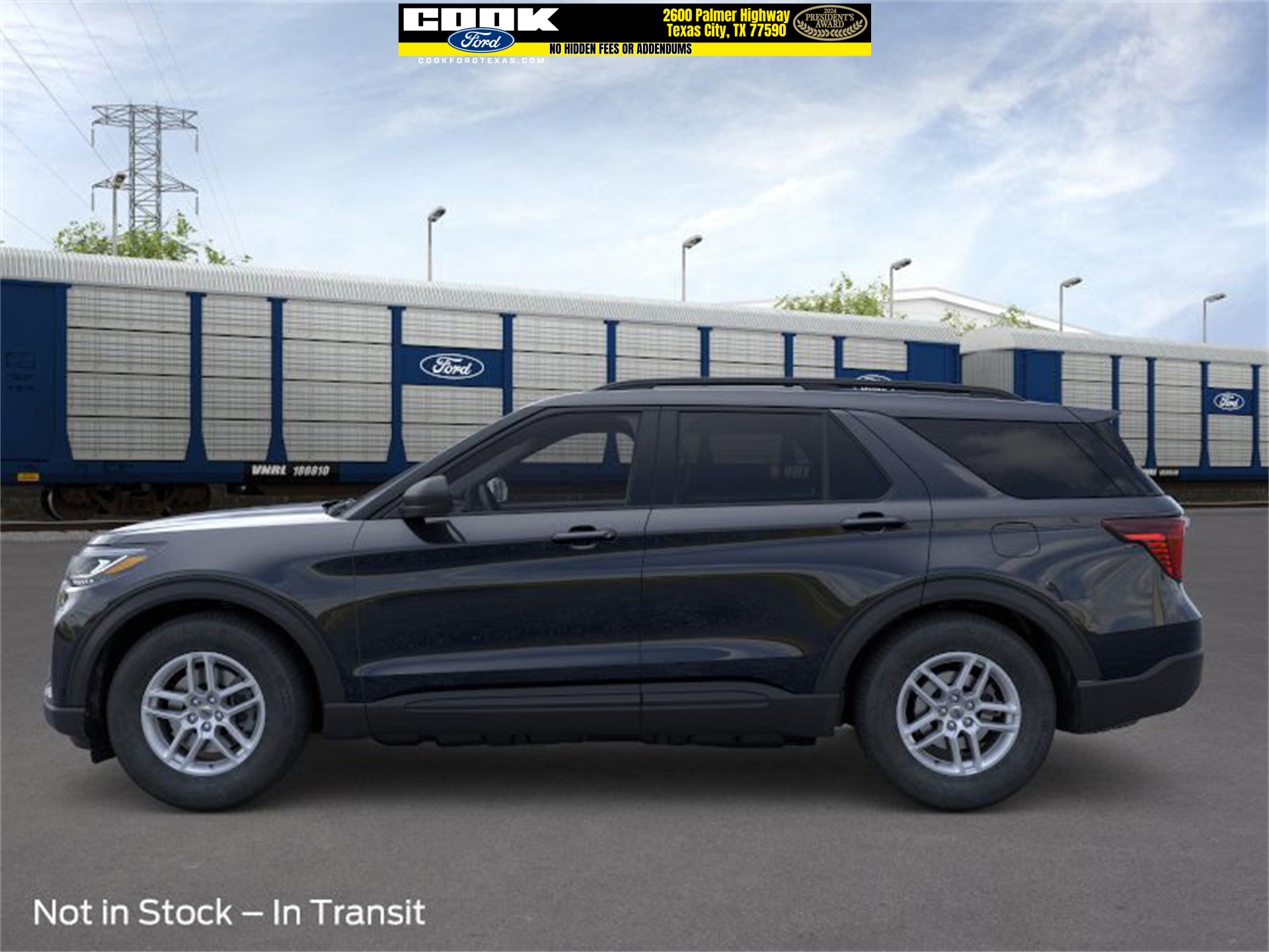 2026 Ford Explorer photo 2