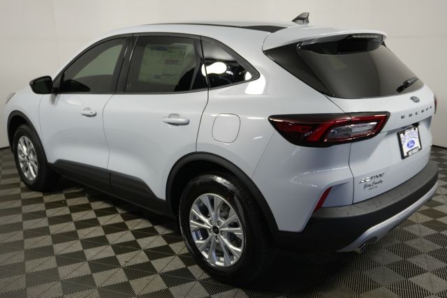 2026 Ford Escape Active photo 3