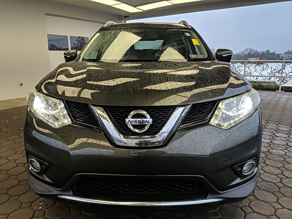 2014 Nissan Rogue SL photo 2
