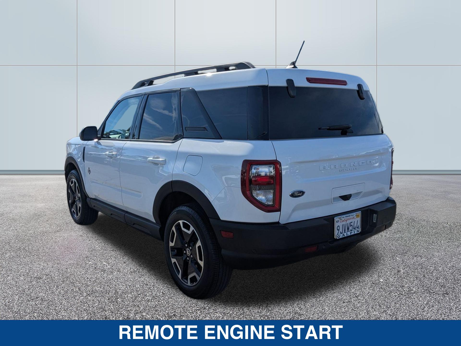 2023 Ford Bronco Sport Outer Banks photo 3