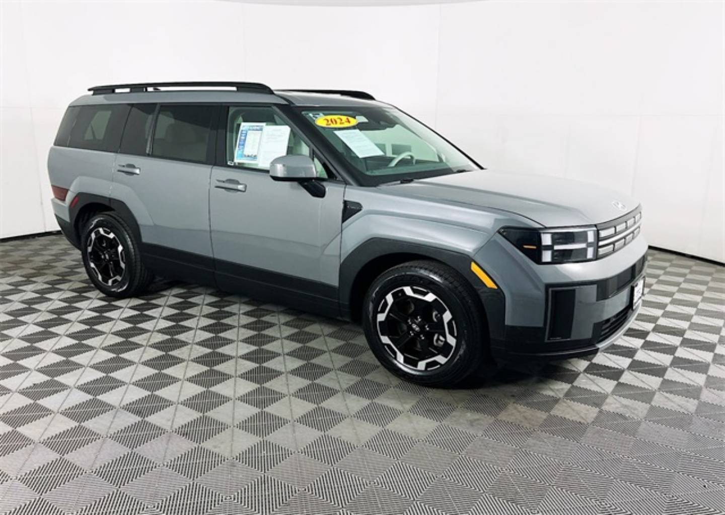 2024 Hyundai Santa Fe SEL's photo