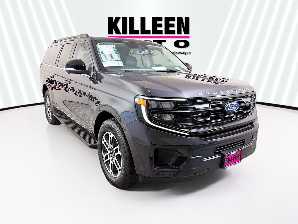 2025 Ford Expedition Active's photo