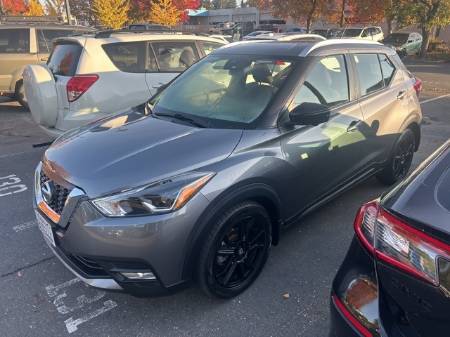 2020 Nissan Kicks SR