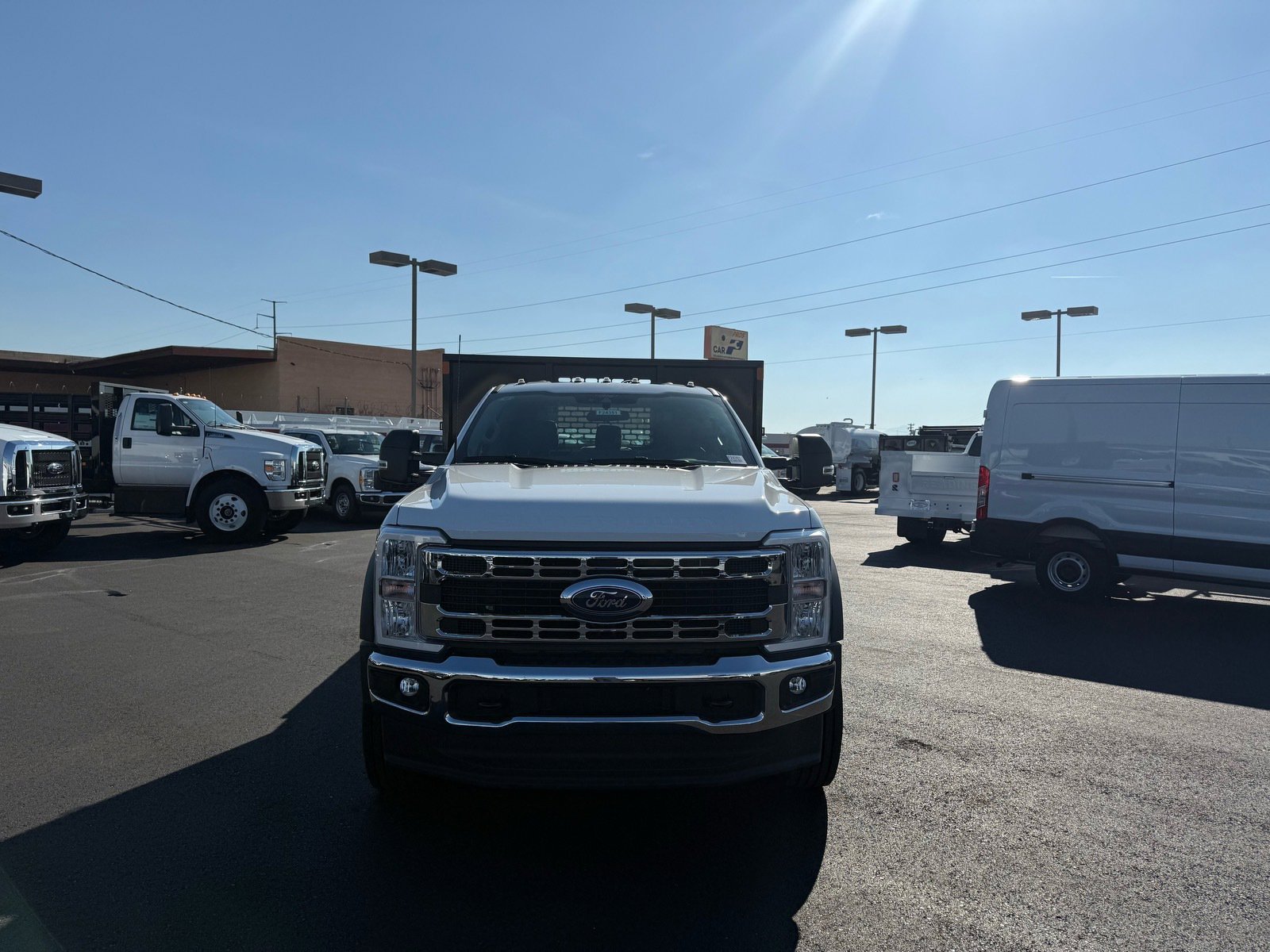 2024 Ford F-600 photo 4