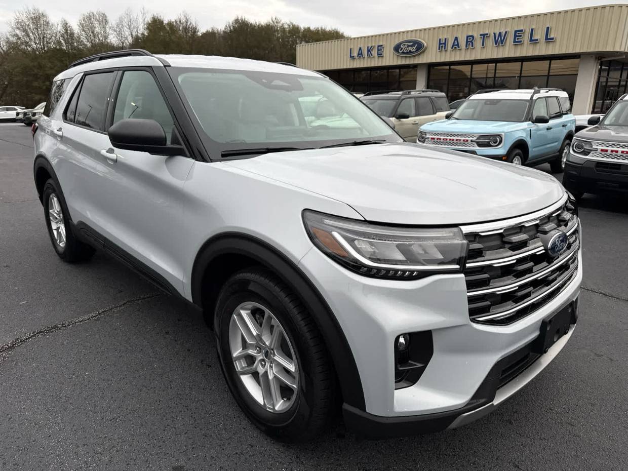 2026 Ford Explorer's photo