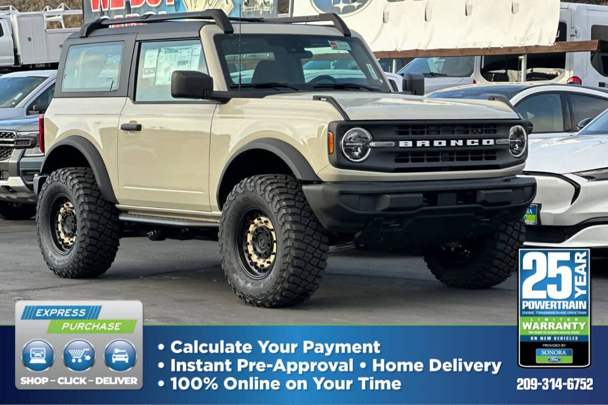 2025 Ford Bronco 2-Door Base's photo