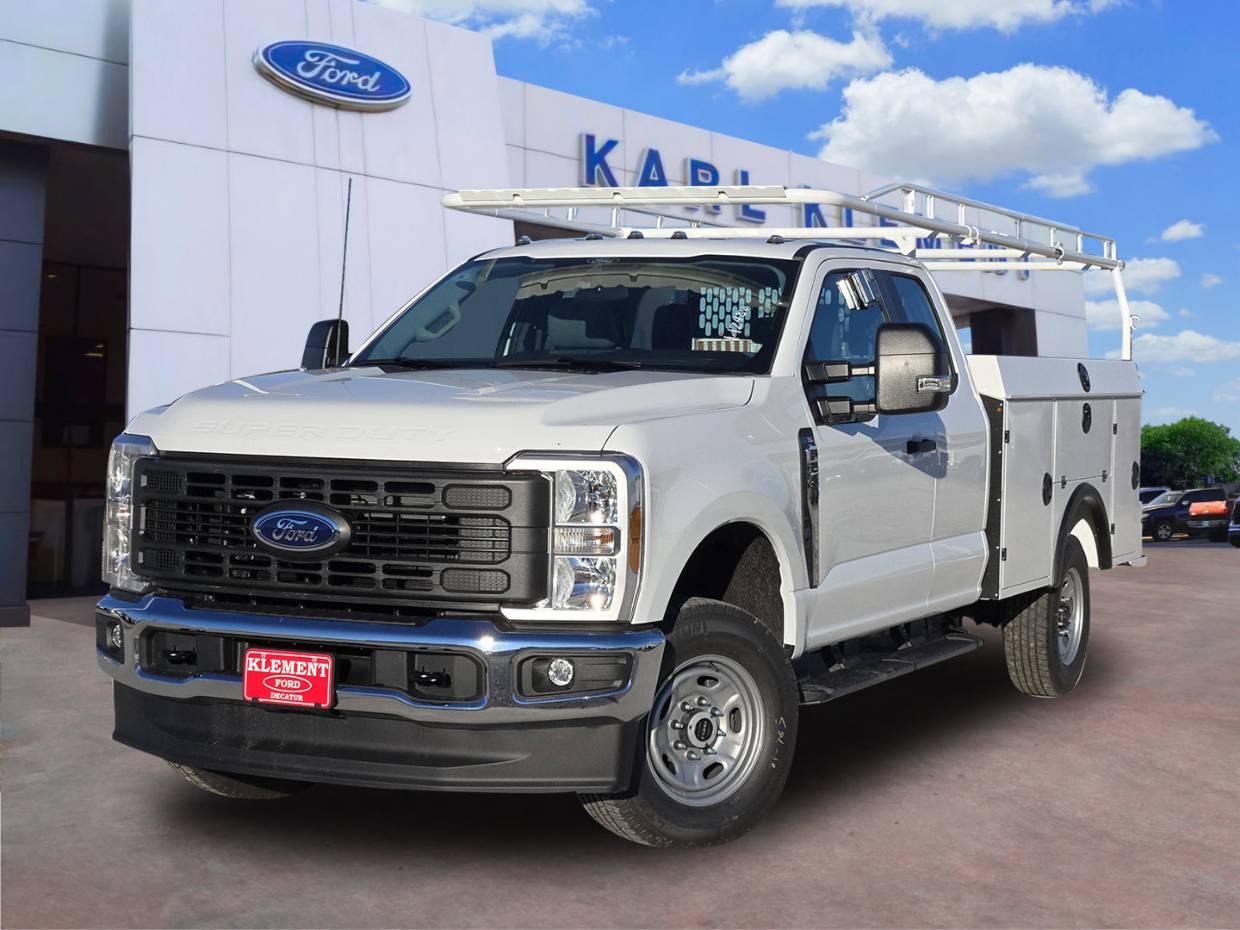 2026 Ford F-250 Super Duty XL's photo