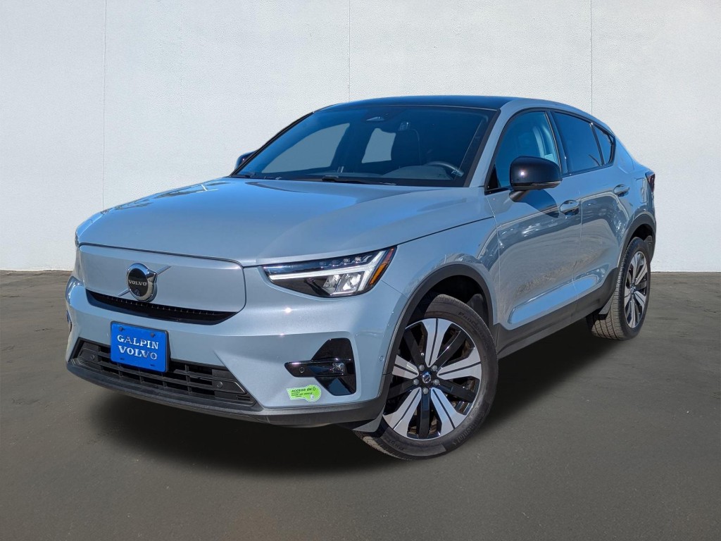 2023 Volvo C40 Recharge Pure Electric Twin Plus