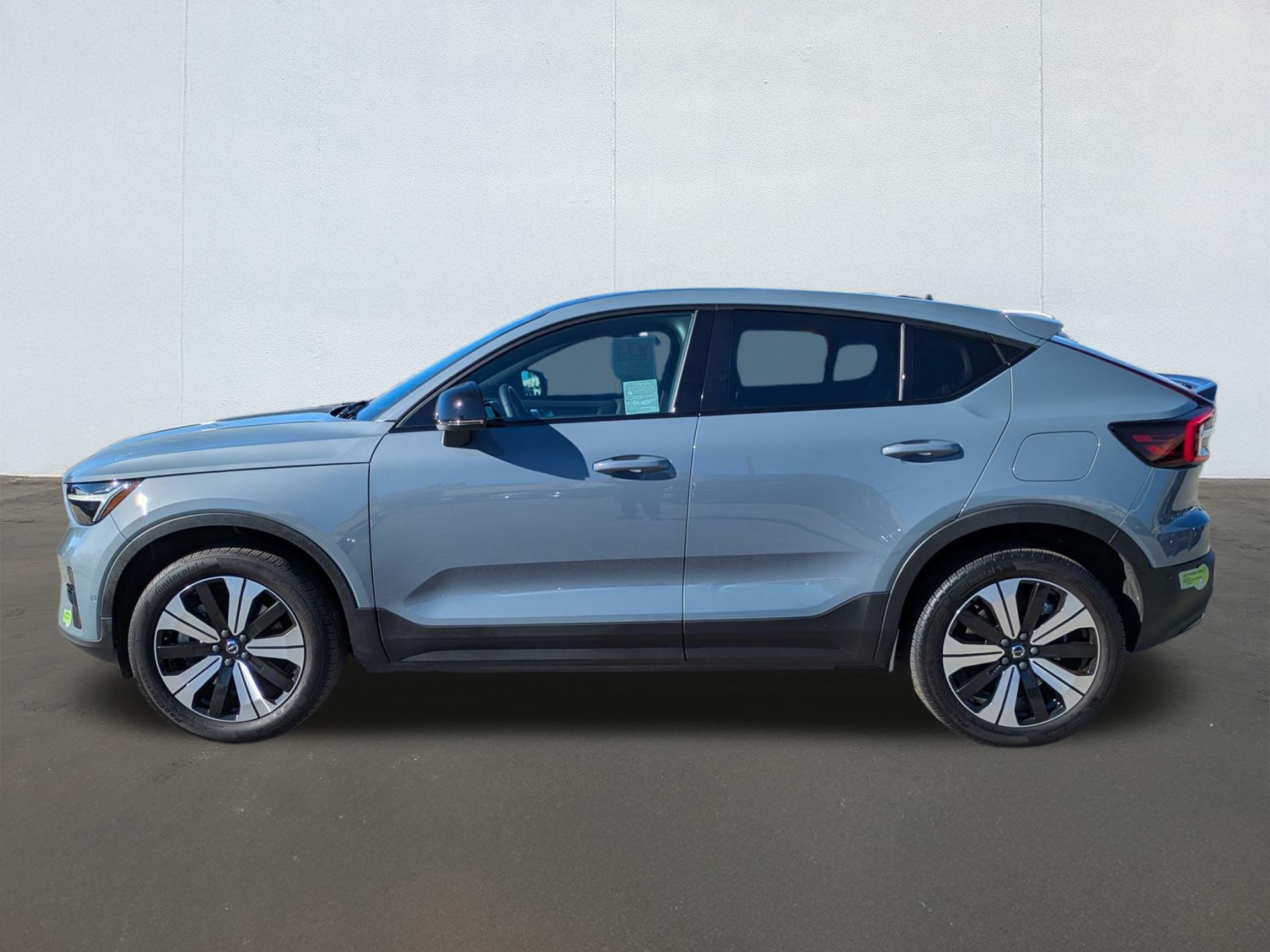 2023 Volvo C40 Recharge Plus photo 2