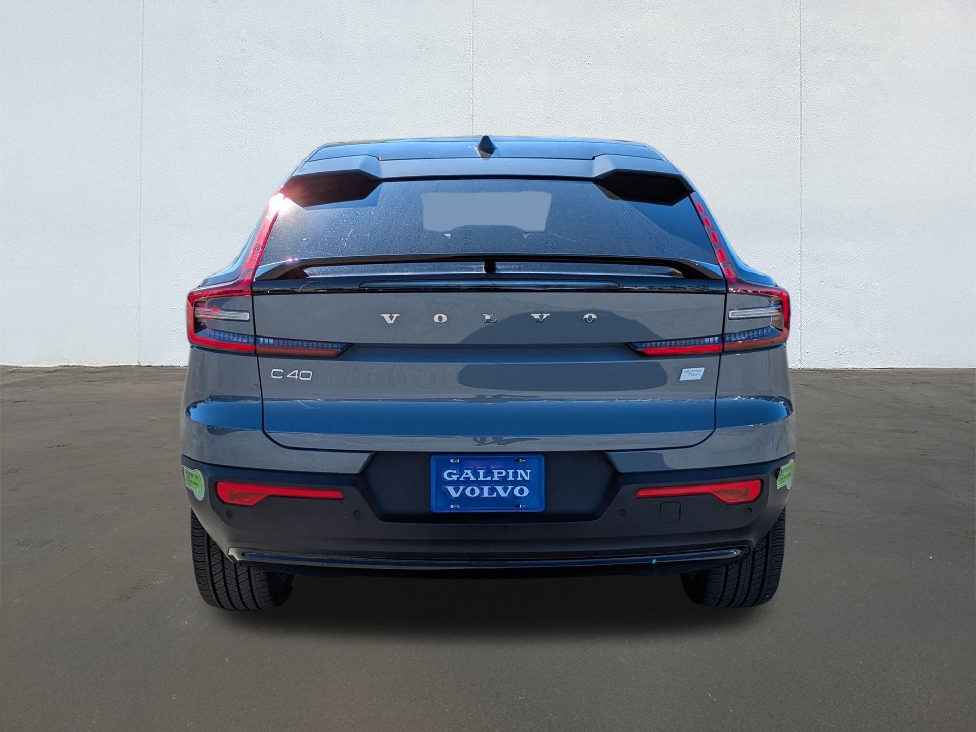 2023 Volvo C40 Recharge Plus photo 4
