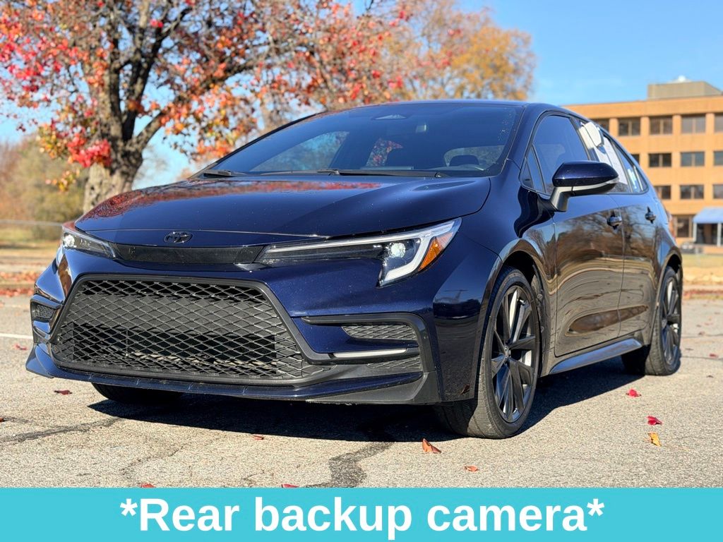 2023 Toyota Corolla SE photo 3