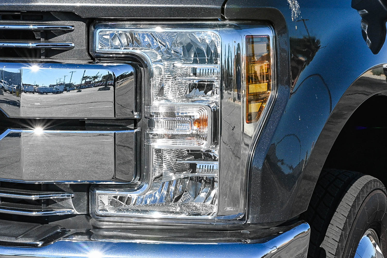 2019 Ford F-350 photo 4