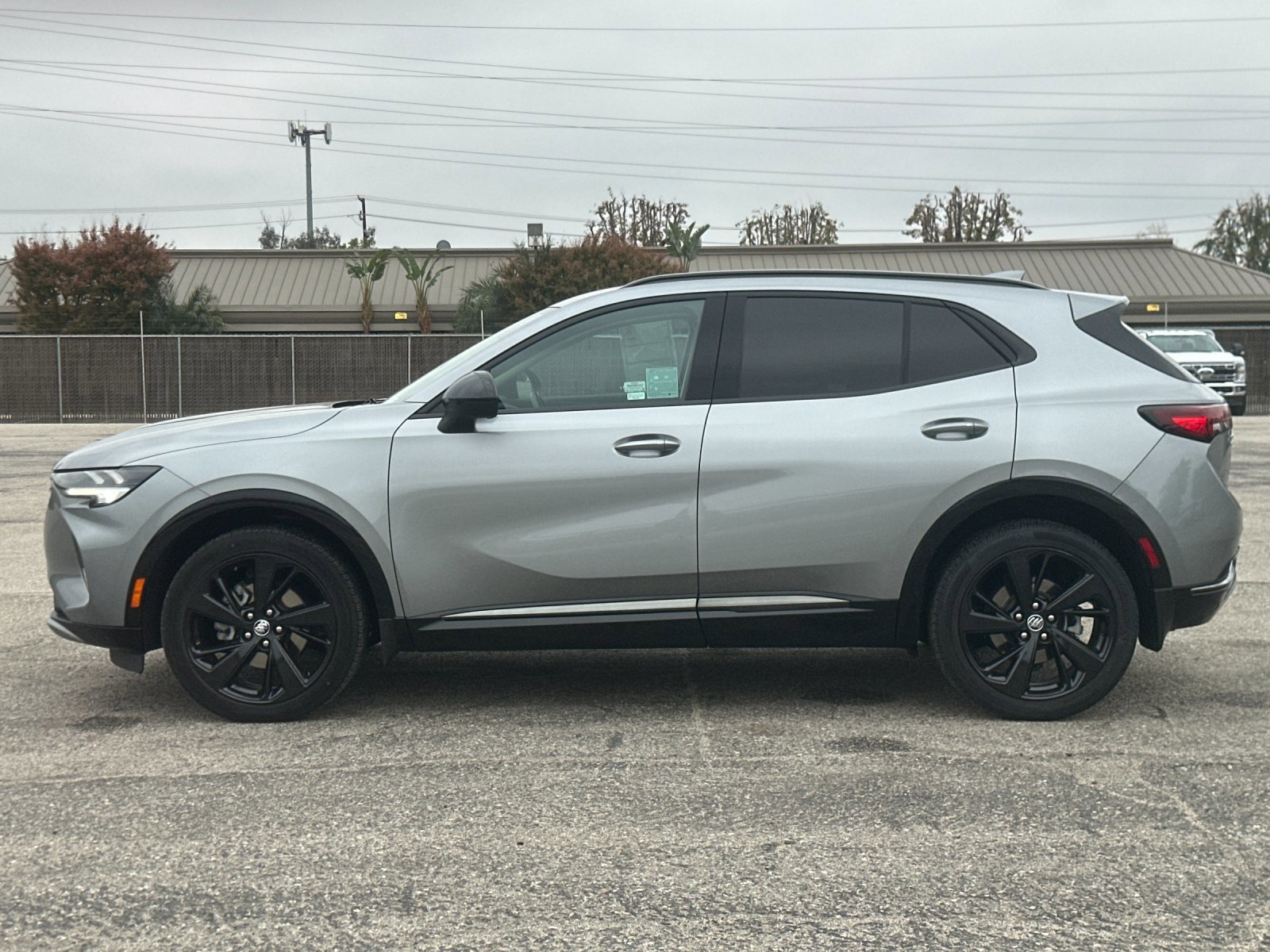 2023 Buick Envision Preferred photo 3