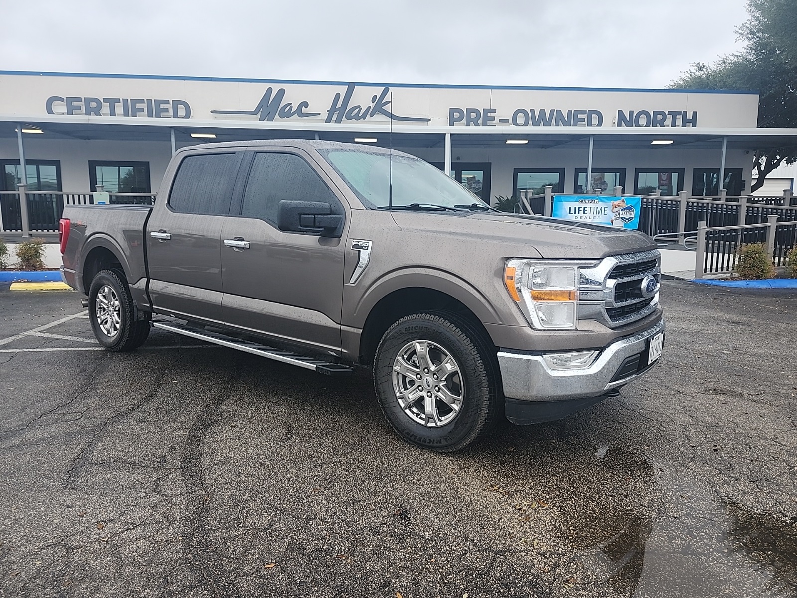 2023 Ford F-150 XLT's photo