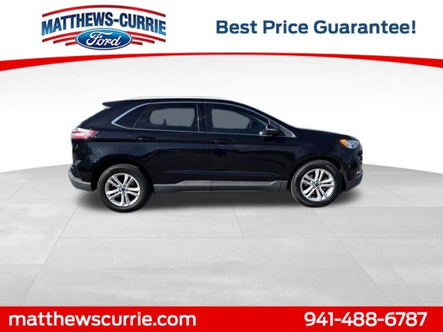 2019 Ford Edge SEL photo 2