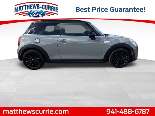 2018 Mini Cooper Hardtop S photo 2