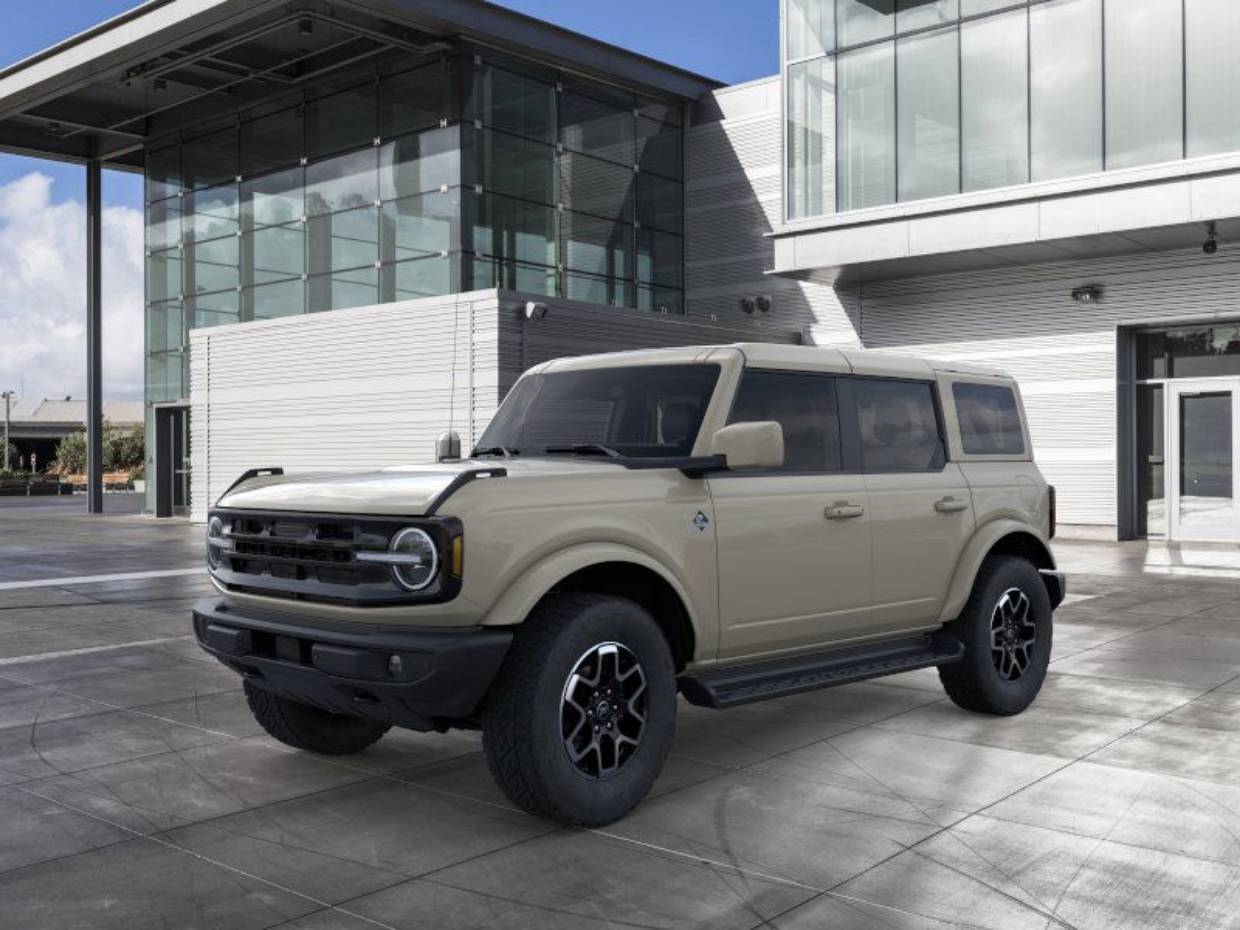 2025 Ford Bronco 4-Door Outer Banks's photo