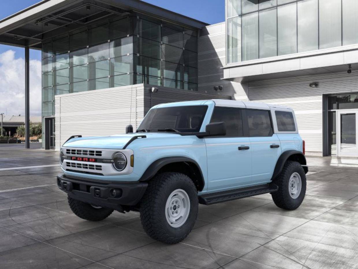 2025 Ford Bronco 4-Door Heritage Editon's photo