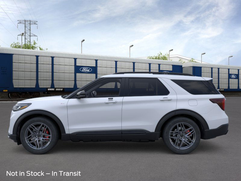 2026 Ford Explorer ST-Line photo 3