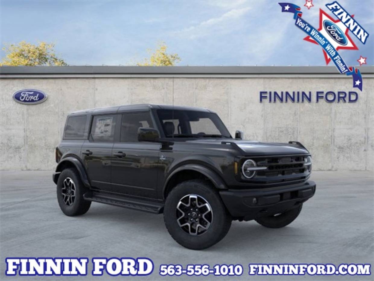 2025 Ford Bronco 4-Door Outer Banks's photo