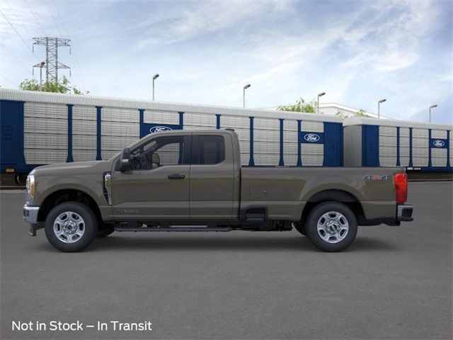 2026 Ford F-350 photo 3