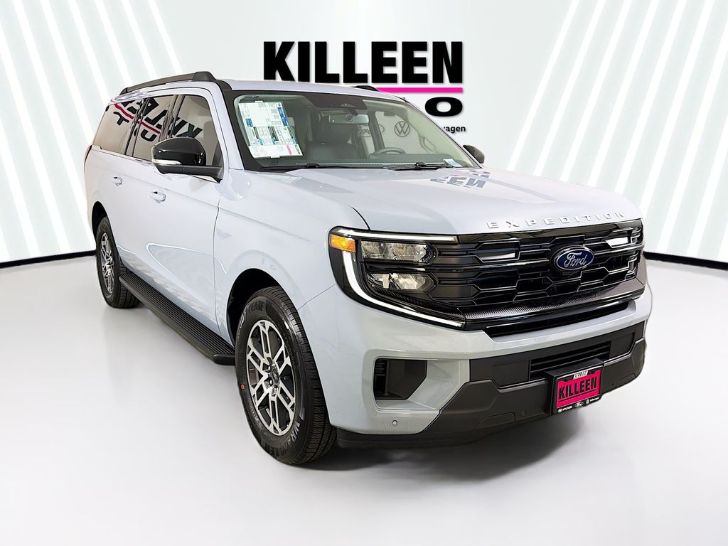 2025 Ford Expedition Active's photo