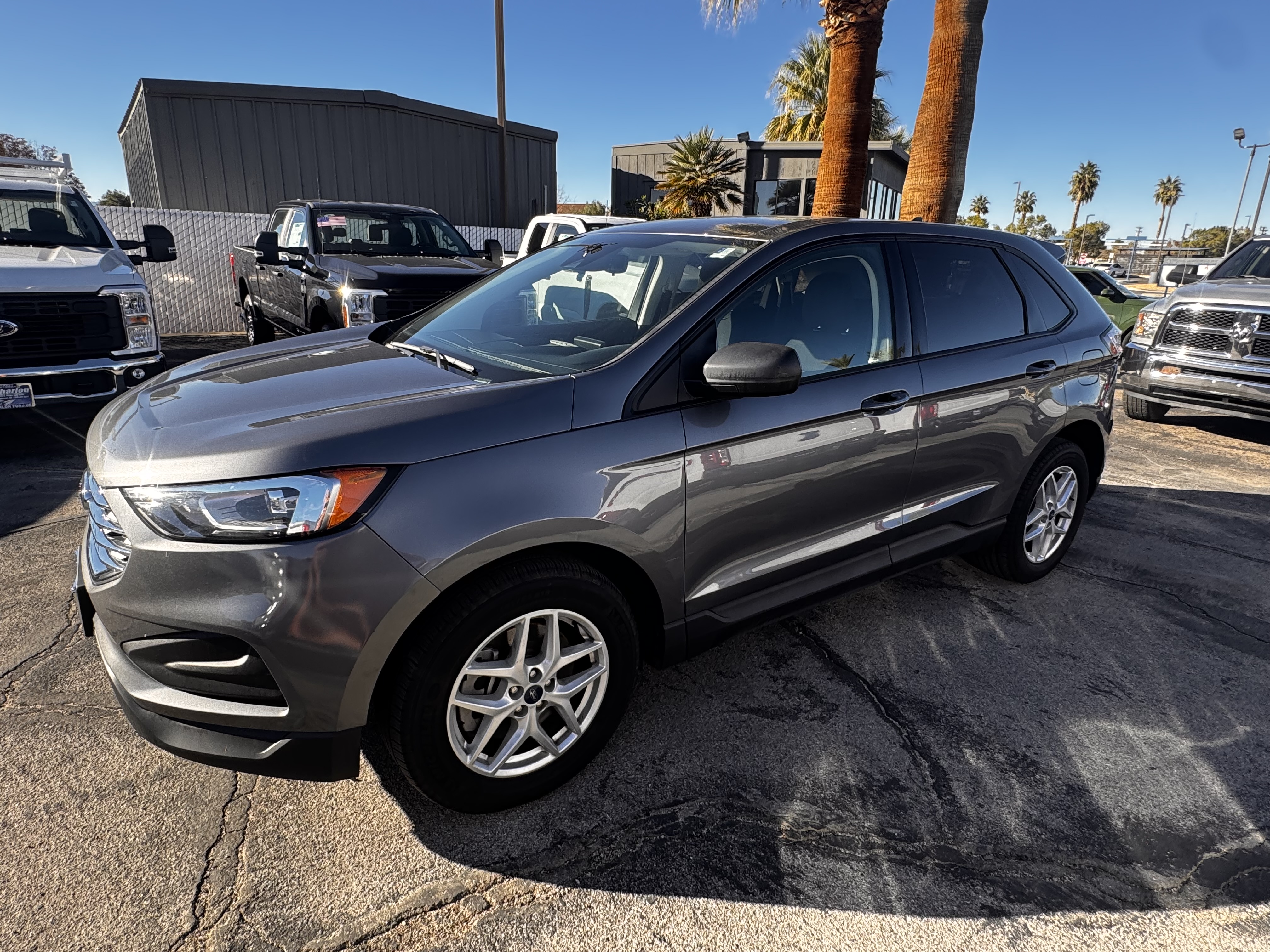 Used 2022 Ford Edge SE