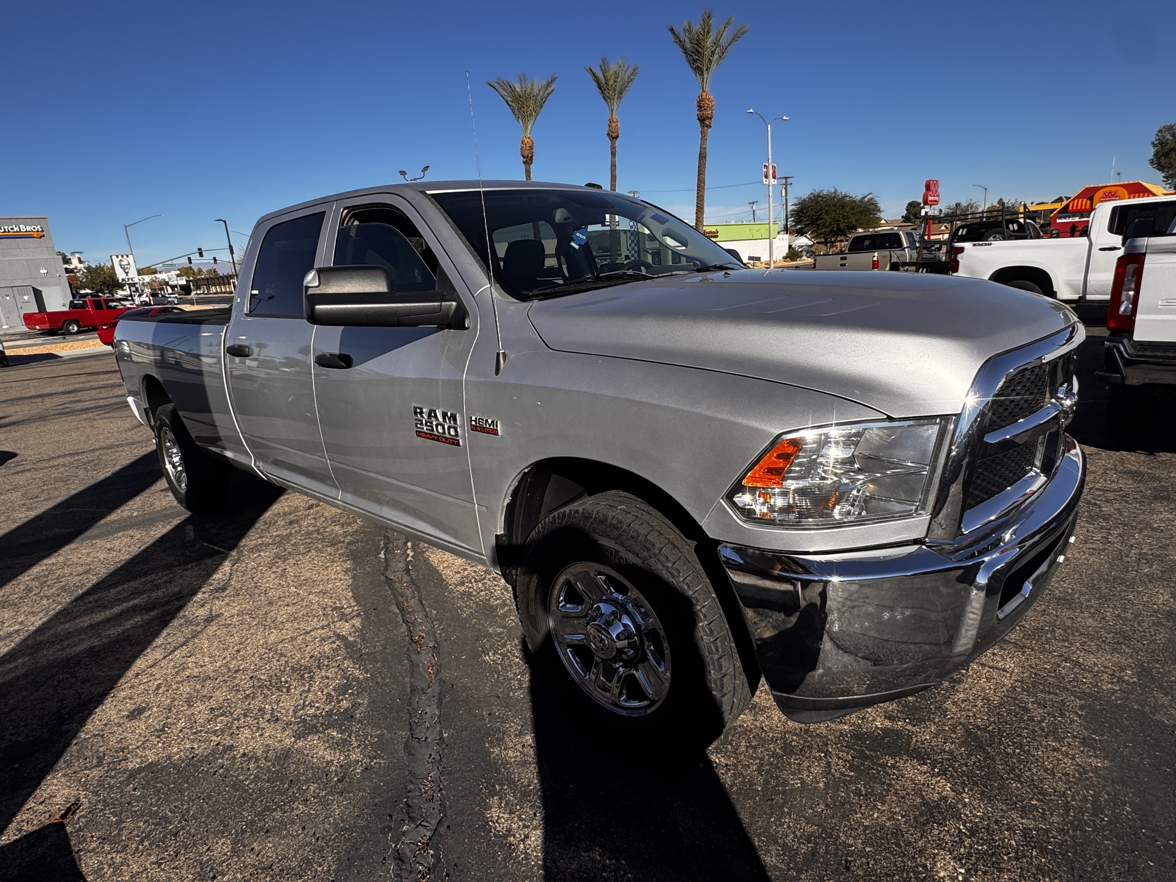 2014 Ram 2500 Tradesman photo 3