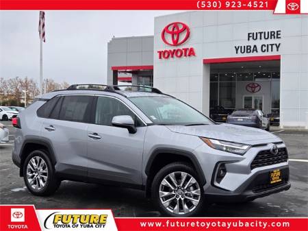 2025 Toyota RAV4 XLE Premium