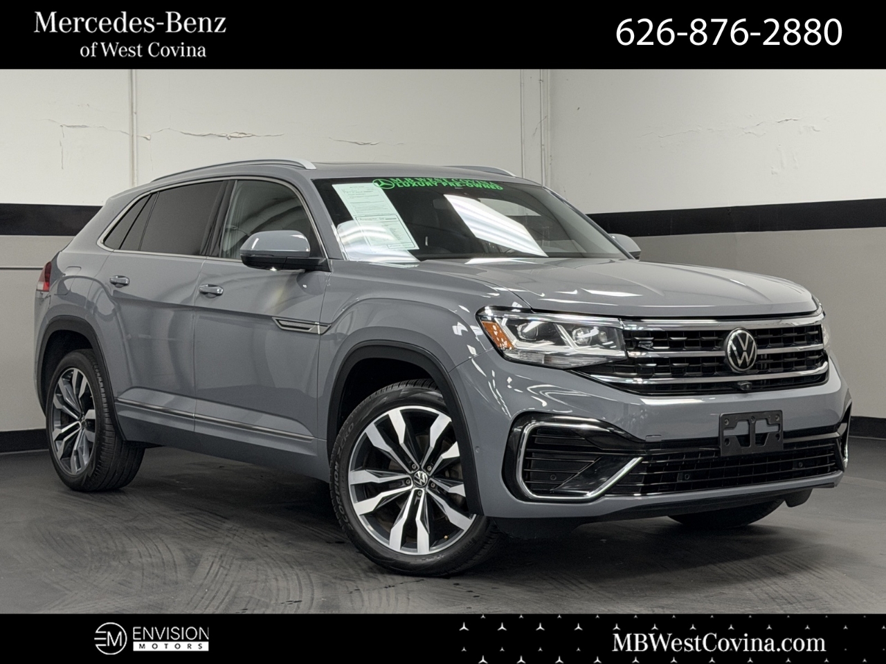 2020 Volkswagen Atlas Cross Sport SEL Premium R-Line's photo