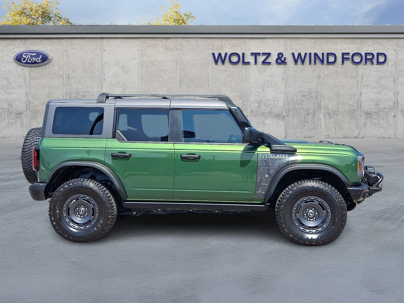 2024 Ford Bronco 4-Door Everglades - Photo 7