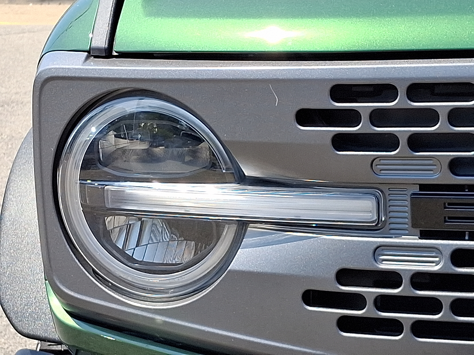 2024 Ford Bronco 4-Door Everglades - Photo 9
