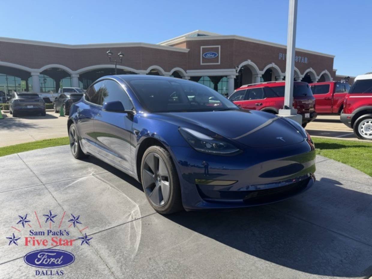 2023 Tesla Model 3 Base's photo