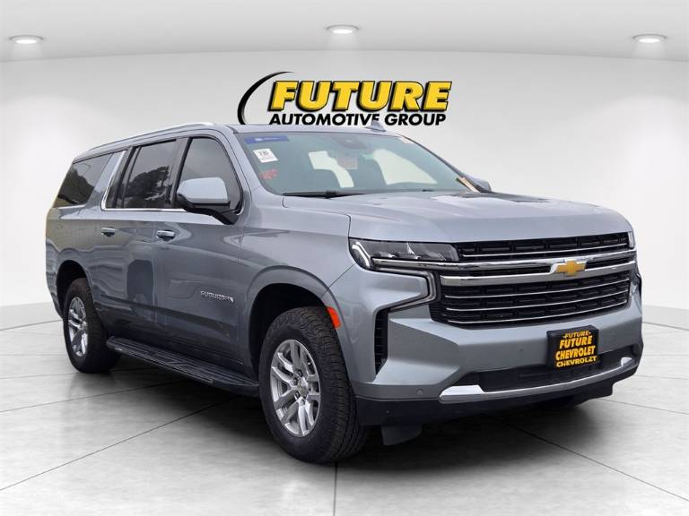 2023 Chevrolet Suburban LT