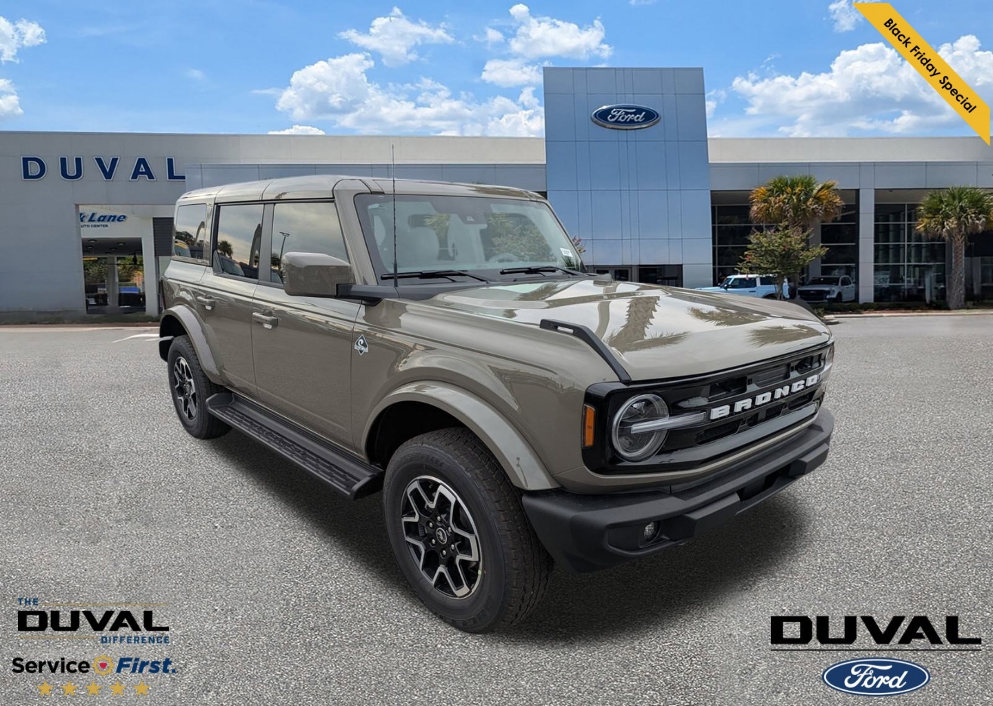 2025 Ford Bronco 4-Door Outer Banks's photo