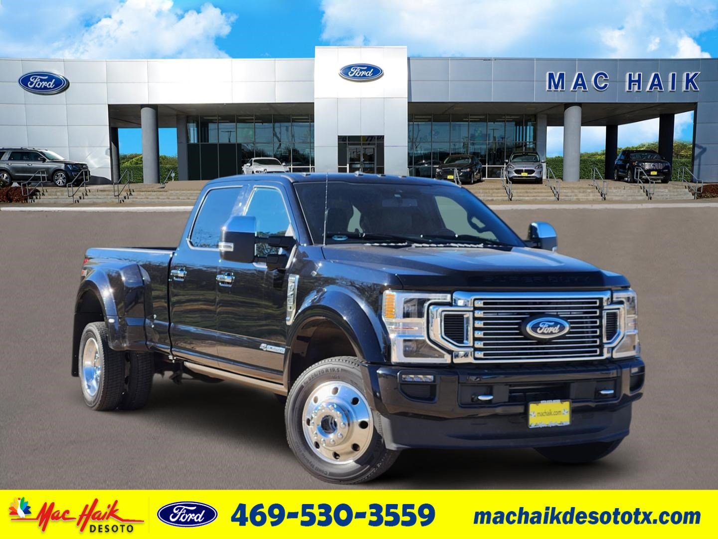 2022 Ford F-450 Super Duty Platinum's photo