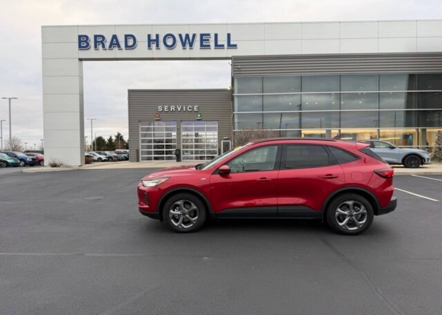 2025 Ford Escape ST-Line Select's photo