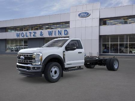 2025 Ford Super Duty F-600 DRW XL