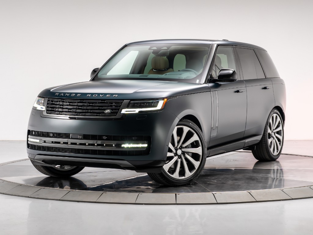 2025 Land Rover Range Rover P530 SE