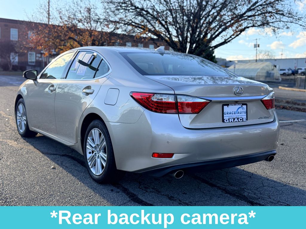 2015 Lexus ES 350 photo 4