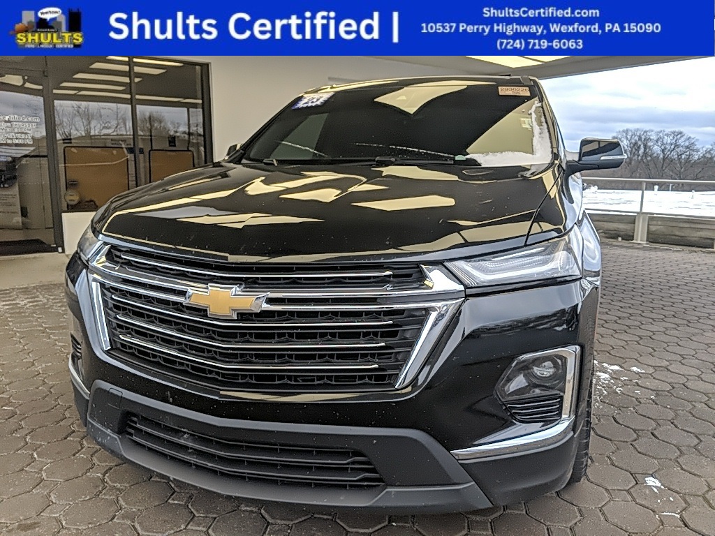 Used 2023 Chevrolet Traverse LT