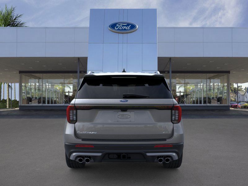 2025 Ford Explorer Platinum photo 4
