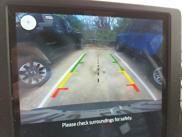 2023 Ford Edge SEL photo 4