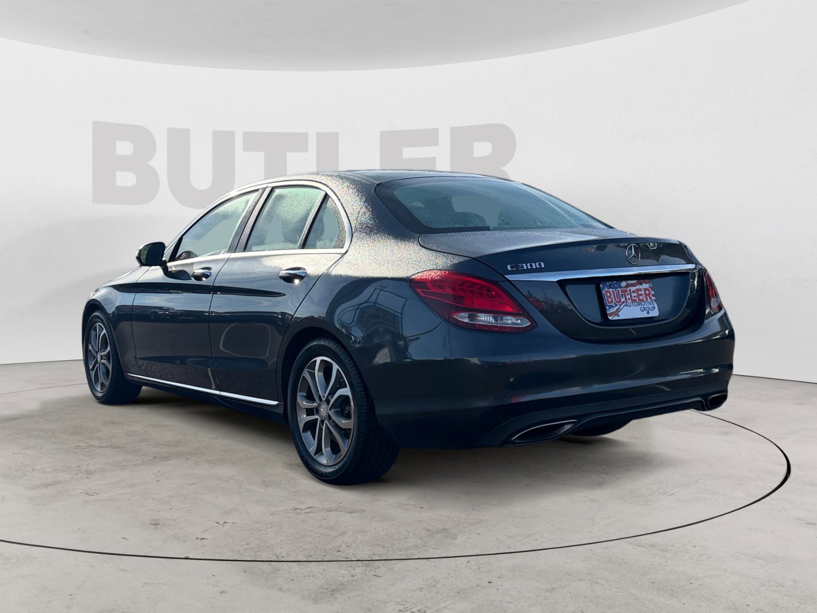 2016 Mercedes Benz C 300 photo 3