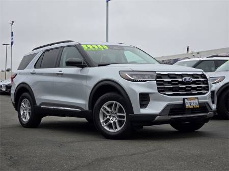 2025 Ford Explorer Active